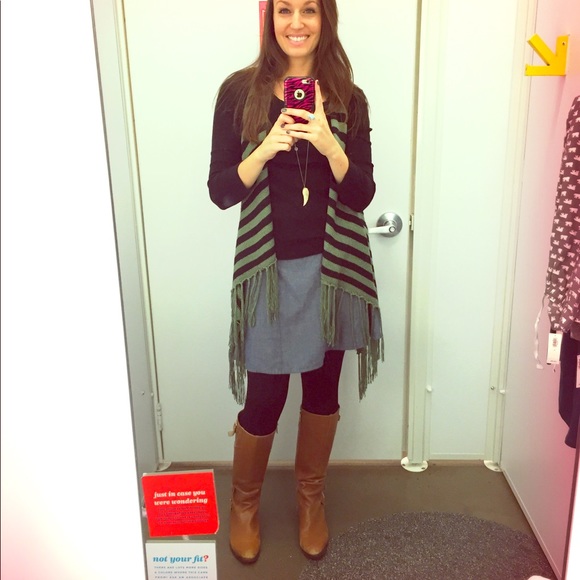 Tops - Tassled Knit Vest Green and Black